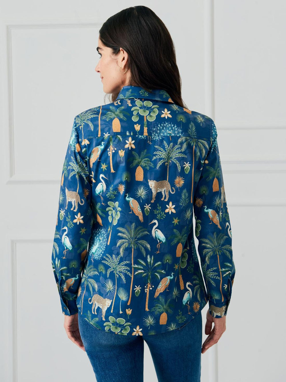 J.McLaughlin Lois Shirt In Jungle Tableau Navy/multi | Women Shirts &amp; Tops
